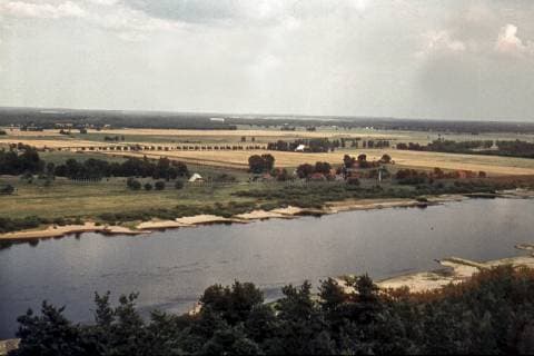 Grenzsperranlage an der Elbe zur Staatgrenze zur Deutschen Demokratischen Republik. Hitzacker, 01.08.1985