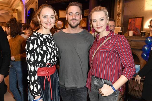 Anne-Catrin Wahls (ehemals Märzke), Marc Barthel und Anna Hofbauer bei der Verleihung des Blaue Blume Award 2019 im Restaurant Grosz. Berlin, 06.02.2019