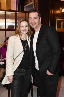 Entertainment Bilder des Tages Denise Zich mit Ehemann Andreas Elsholz bei der Verleihung des Blaue Blume Award 2019 im Restaurant Grosz. Berlin, 06.02.2019