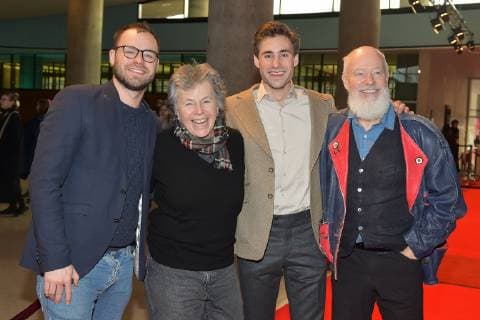 Weltpremiere CLEO mit Marleen Lohse Lenny Mockridge, William Bill Mockridge mit Ehefrau Margie Kinsky, Jeremy Mockridge Ankunft zur Weltpremiere von CLEO als Eroeffnungsfilm der Berlinale-Reihe Generation Kplus zur Berlinale im Haus der Kulturen der Welt iin Berlin am 08 .02.2019