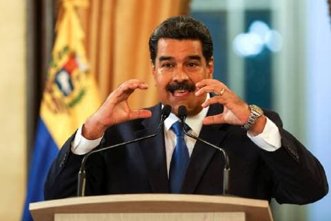 News Bilder des Tages Venezuela, Nicolas Maduro Pressekonferenz Venezuelan President Nicolas Maduro delivers a press conference at the presidential palace of Miraflores, in Caracas, Venezuela, 08 February 2019. Maduro said on Friday to be willing to meet with envoys of the international contact group promoted by some Latin American countries and the European Union (EU) that seeks to create the conditions to call new fair and free elections in the country. Maduro says he s willing to meet with international contact group !ACHTUNG: NUR REDAKTIONELLE NUTZUNG!  Copyright: xCristianxHernándezx AME289 20190208-636852488610412914