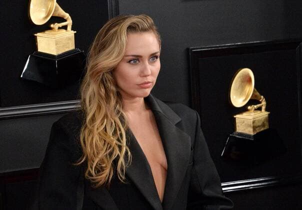 Miley Cyrus arrives for the 61st annual Grammy Awards held at Staples Center in Los Angeles on February 10, 2019.  LAP20190210217 JIMxRUYMEN