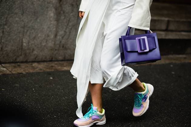 A chic showgoer attending the Kate Spade show during New York Fashion Week - Feb 8, 2019 - NYFW: Fall 2019 Street Style Day 2, New York City New York United States  Copyright: xMichellexSangsterx h_00579209