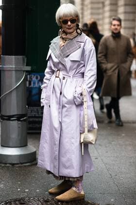 A chic showgoer attending the Kate Spade show during New York Fashion Week - Feb 8, 2019 - NYFW: Fall 2019 Street Style Day 2, New York City New York United States  Copyright: xMichellexSangsterx h_00579239