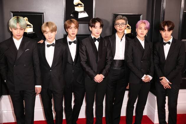 February 10, 2019 - Los Angeles, California, U.S. - Boy band BTS poses upon arrival for The 61st Annual Grammy Awards. Los Angeles U.S. - ZUMAs215 20190210_zap_s215_345 Copyright: xAlexanderxSeyumx