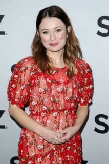 Emily Browning beim Starz Red Carpet Event am 12.02.2019 im Rahmen der Winter TCA Tour in Los Angeles 2019 Winter TCA Tour - Starz Red Carpet Event in Los Angeles
