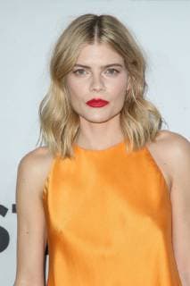 Emma Greenwell beim Starz Red Carpet Event am 12.02.2019 im Rahmen der Winter TCA Tour in Los Angeles 2019 Winter TCA Tour - Starz Red Carpet Event in Los Angeles