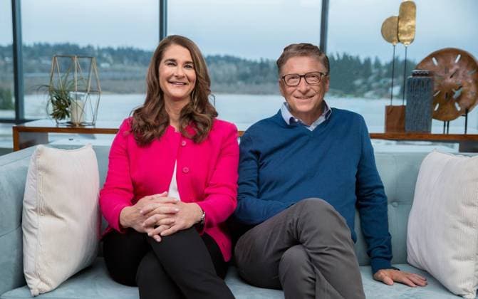 (190213) -- KIRKLAND (U.S.), Feb. 13, 2019 () -- Photo provided by Bill & Melinda Gates Foundation shows that Bill Gates (R) and Melinda Gates pose for a photo after annotating the 2019 annual letter in Kirkland, Washington, the United States, on Jan. 8, 2019. Bill and Melinda Gates released their 2019 annual letter on Feb. 12 and a video speech was exclusively broadcast via . Bill Gates, co-chair of the Bill & Melinda Gates Foundation, said Tuesday that exciting progress against poverty and disease around the world has been made in 2018, and China has been a major contributor to this progress. Bill Gates has called for strengthened investment in innovation in key areas so that related industries can continue to develop without worsening climate change. In their 2019 annual letter, Bill and Melinda Gates shared nine things that have surpr