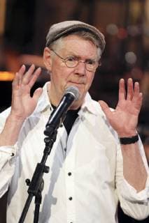 Eddy Winkelmann beim Hamburg Sounds Konzert Heinz Erhardt - seine Musik im Rolf Liebermann Studio. Hamburg, 13.02.2019