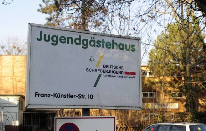 Jugendgästehaus der Deutschen Schreberjugend in der Franz-Künstler-Straße 10. Jugendgästehaus Schreberjugend