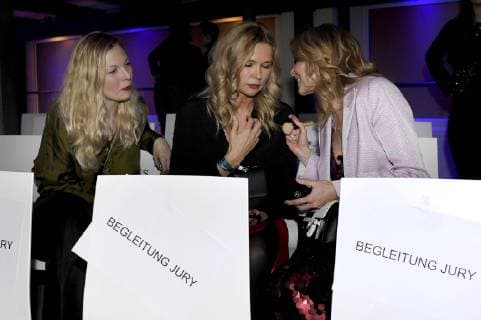 Gast, Veronica Ferres und Ursula Karven beim 99Fire Films Award während der Berlinale 2019 im Umspannwerk Alexanderplatz. Berlin, 14.02.2019