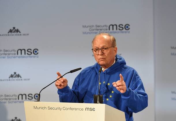 News Themen der Woche KW07 News Bilder des Tages (190215) -- MUNICH, Feb. 15, 2019 (Xinhua) -- Munich Security Conference Chairman Wolfgang Ischinger makes his welcoming remarks at the opening ceremony of the 55th Munich Security Conference (MSC) in Munich, Germany, on Feb. 15, 2019. The 55th Munich Security Conference (MSC) kicked off here Friday, focusing on global order reshuffle. (Xinhua Lu Yang) GERMANY-MUNICH-MSC-OPENING 