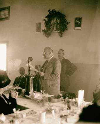 King George V Jubilee Forest Inauguration at Nahalal. Dr. Chaim Weizmann before the microphone at dinner celebrating the occasion - first broadcast in Hebrew language. 1935, Israel, Nahalal  Copyright: LisztxCollection LCME180713_15623
