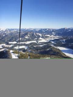 view from mountain Gemeindealpe to Mariazell and mountain Hochschwab, ski lift, skier Mitterbach am Erlaufsee Niederösterreich, Lower Austria Austria Mostviertel