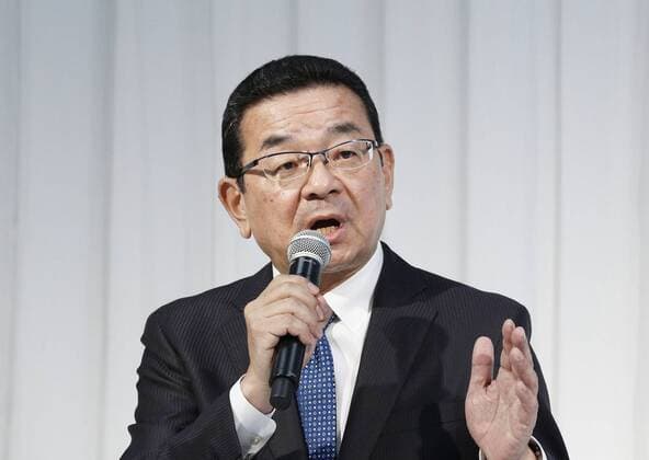 Honda to close car plant in Britain Honda Motor Co. President and CEO Takahiro Hachigo speaks at a press conference in Tokyo on Feb. 19, 2019, about the closure in 2021 of its Swindon car plant in Britain. 