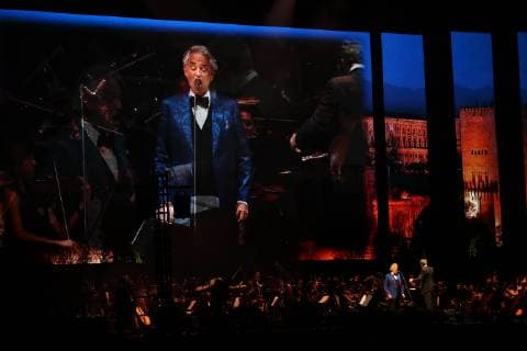 February 20, 2019 - EUM20190220ESP01.JPG .CIUDAD DE MEXICO, ConcertConcierto-Andrea Bocelli.- Aspectos del concierto del cantante italiano Andrea Bocelli, que tuvo lugar la noche de este 19 de febrero de 2019 en el Palacio de los Deportes de la Ciudad de Mexico. Foto: Agencia EL UNIVERSALValente RosasAFBV. Copyright: xElxUniversalx