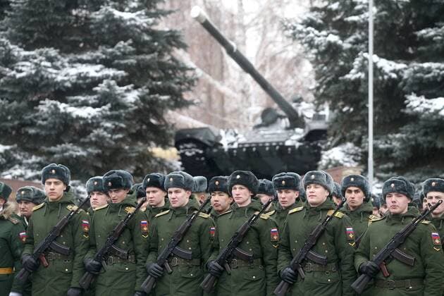 News Themen der Woche KW08 News Bilder des Tages KAZAN, RUSSIA - FEBRUARY 22, 2019: Russian Army soldiers during a celebration marking the 100th birthday of the Kazan Tank Academy (also translated as Kazan Tank School) in Kazan, Tatarstan, Russia; known as Cadet School before 1909, it was renamed Kazan Military School on 1 September 1909 pursuant to a decree by Emperor Nicholas II of Russia; in 1919, First Kazan Muslim Infantry Command School was established on the basis of Kazan Military School pursuant to a decree by the Revolutionary Military Council of Soviet Russia. Yegor Aleyev TASS  TS0A1F34