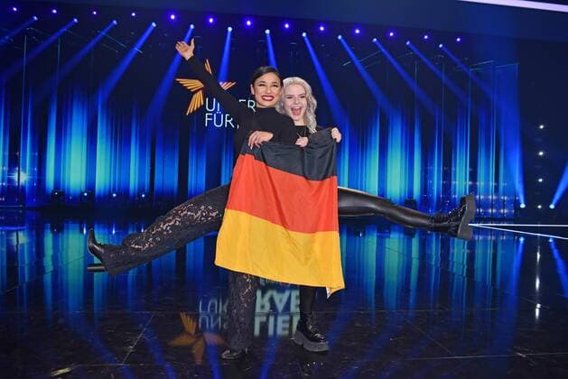 Entertainment Themen der Woche KW08 Entertainment Bilder des Tages S!sters (Carlotta Truman Laurita Spinelli) bei der ARD TV Show Unser Lied fuer Israel (ESC-Vorentscheid) im Studio Adlershof in Berlin am 22.02.2019 *** S sters Carlotta Truman Laurita Spinelli at the ARD TV Show Unser Lied fuer Israel ESC Preliminary at Studio Adlershof in Berlin on 22 02 2019