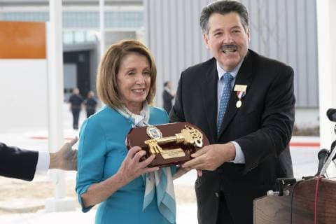 February 22, 2019 - Laredo, TX, USA - Laredo, Texas Feb. 22, 2019: House Speaker Nancy Pelosi talks to the press at Port of Entry 2 after touring the Texas-Mexico border Friday. Pelosi and Congressman Henry Cuellar, D-Laredo, both agree that there is no border crisis that requires Trump s emergency declaration. Laredo USA - ZUMAd150 20190222_znp_d150_020 Copyright: xBobxDaemmrichx