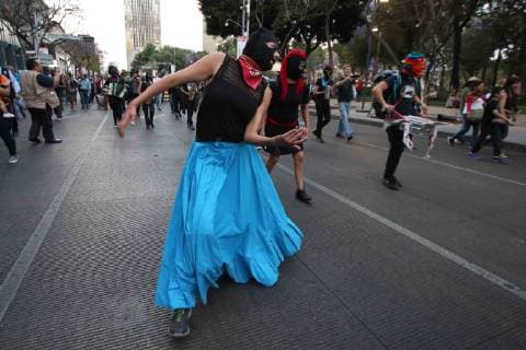 February 22, 2019 - EUM20190222SOC12.JPG .CIUDAD DE MEXICO. ProtestProtesta-Activista-Termoelectrica.- 22 de febrero de 2019. Aspectos de la marcha que se llevo a cabo la tarde del viernes sobre Paseo de la Reforma rumbo al Zocalo para exigir justicia por el asesinato del activista Samir Flores y en contra de la construccion de la termoelectrica que se construira en Morelos, proyecto que se pondra a consulta ciudadana que se realizara este fin de semana en esa entidad y estados vecinos. Foto: Agencia EL UNIVERSALCarlos MejiaEELG  - ZUMAu78_ 20190222_zaf_u78_116 Copyright: xElxUniversalx