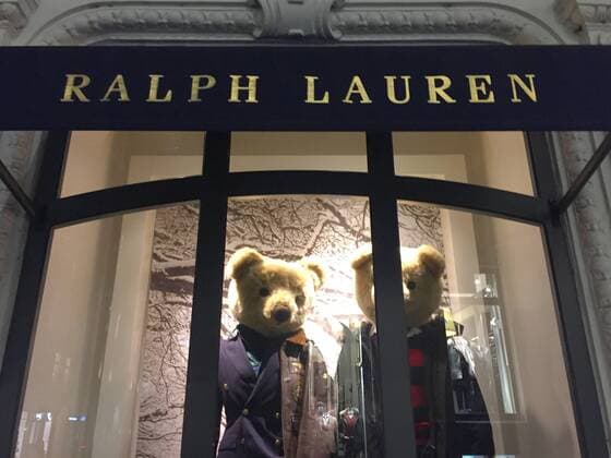 Logo von Polo Ralph Lauren über einer Filiale in Hamburg 23.01.2019