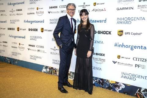 Nicola Erdmann mit Begleitung bei der Verleihung des 3. Inhorgenta Award 2019 in den Eisbach Studios. München, 24.02.2019