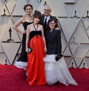 Emily Deschanel, Zooey Deschanel, cinematographer Caleb Deschanel, Mary Jo Deschanel arrive on the red carpet for the 91st annual Academy Awards at the Dolby Theatre in the Hollywood section of Los Angeles on February 24, 2019.  LAP201902240248 JIMxRUYMEN