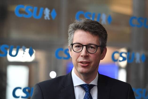 Markus BLUME (Generalsekretaer), Einzelbild,angeschnittenes Einzelmotiv,Portraet,Portrait,Porträt. CSU Vorstandssitzung in der CSU Zentrale in Muenchen am 25.02.2018.