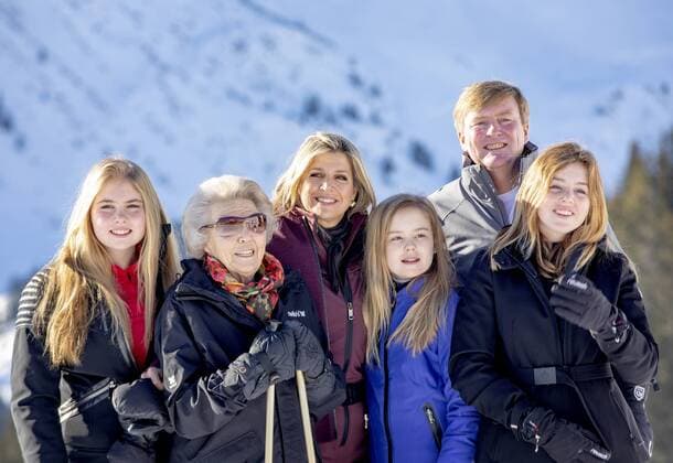 Entertainment Themen der Woche KW09 Entertainment Bilder des Tages 25-02-2019 Lech Queen Maxima and King Willem-Alexander and Princess Amalia and Princess Alexia and Princess Ariane and Beatrix pose during a photocall during the ski holiday in Lech am Arlberg, Austria.  Copyright: xppex