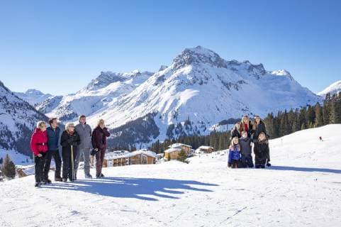 25-02-2019 Lech Queen Maxima and King Willem-Alexander and Princess Amalia and Princess Alexia and Princess Ariane and Princess Beatrix and Princess Laurentien and Prince Constantijn and Eloise and Claus Casimir and Leonore pose during a photocall during the ski holiday in Lech am Arlberg, Austria.  Copyright: xPPEx