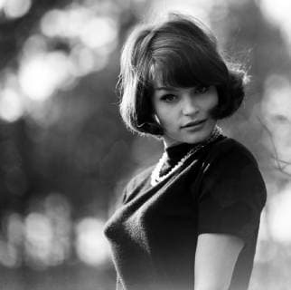 01.04.1963, Berlin, DDR - Angelica Domroese, Schauspielerin. (Angelica Domroese, aussen, Aussenaufnahme, Berlin, DDR, deutsch, Deutsche Demokratische Republik, Deutschland, Domroese, Europa, europaeisch, Fernsehen, Film, Filmschauspielerin, GDR, historisch, Mensch, Persoenlichkeit, Person, pmscartandhistory, Portraet, Portrait, QF, Quadrat, Querformat, s w, Schauspielerin, schwarz weiss, schwarz-weiss, Schwarzweiss, Theaterschauspielerin, Westeuropa, Zeitdokument, Zeitgeschichte) 630401KF535DOMROESE.JPG *** 01 04 1963 Berlin GDR Angelica Domroese actress Angelica Domroese outside outdoor shot Berlin GDR German Democratic Republic Germany Domroese Europe European television film film actress GDR historical human personality person pmscartandhistory portrait QF square landscape s w actress black white black white theatre actress Western Eu