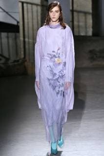 Paris Fashion Week. Defile PAP Automne-Hiver 2019 2020. DRIES VAN NOTEN. Dries Van Noten, Womenswear Autumn-Winter 2019, Milan, Italy Editorial use only Copyright: xGuyxMarineaux STAR_235840_014