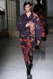 Paris Fashion Week. Defile PAP Automne-Hiver 2019 2020. DRIES VAN NOTEN. Dries Van Noten, Womenswear Autumn-Winter 2019, Milan, Italy Editorial use only Copyright: xGuyxMarineaux STAR_235840_050