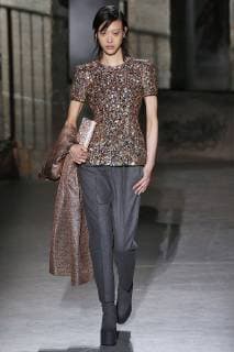 Paris Fashion Week. Defile PAP Automne-Hiver 2019 2020. DRIES VAN NOTEN. Dries Van Noten, Womenswear Autumn-Winter 2019, Milan, Italy Editorial use only Copyright: xGuyxMarineaux STAR_235840_064