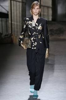 Paris Fashion Week. Defile PAP Automne-Hiver 2019 2020. DRIES VAN NOTEN. Dries Van Noten, Womenswear Autumn-Winter 2019, Milan, Italy Editorial use only Copyright: xGuyxMarineaux STAR_235840_069