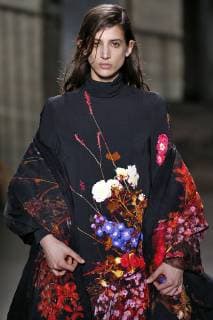 Paris Fashion Week. Defile PAP Automne-Hiver 2019 2020. DRIES VAN NOTEN. Dries Van Noten, Womenswear Autumn-Winter 2019, Milan, Italy Editorial use only Copyright: xGuyxMarineaux STAR_235840_080