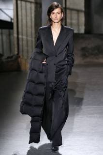 Paris Fashion Week. Defile PAP Automne-Hiver 2019 2020. DRIES VAN NOTEN. Dries Van Noten, Womenswear Autumn-Winter 2019, Milan, Italy Editorial use only Copyright: xGuyxMarineaux STAR_235840_081