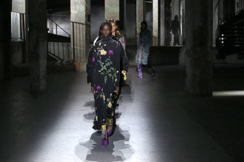 Paris Fashion Week. Defile PAP Automne-Hiver 2019 2020. DRIES VAN NOTEN. Dries Van Noten, Womenswear Autumn-Winter 2019, Milan, Italy Editorial use only Copyright: xGuyxMarineaux STAR_235840_086