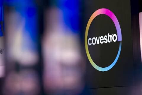 Das Covestro-Logo, feature, Randmotiv, Symbolfoto, ¨Bilanzpressekonferenz der COVESTRO AG in Duesseldorf am 26.02.2019. *** The Covestro logo feature border motif symbol photo ¨Bilanzpressekonferenz of COVESTRO AG in Duesseldorf on 26 02 2019