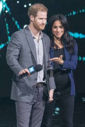 Entertainment Themen der Woche KW10 Entertainment Bilder des Tages March 6, 2019 - London, London, United Kingdom - 06 March 2019. Prince Harry and Meghan Duchess of Sussex attend WE Day UK at SSE Arena, Wembley in London, United Kingdom. London United Kingdom  - ZUMAt138 20190306_zap_t138_006 Copyright: xRayxTangx
