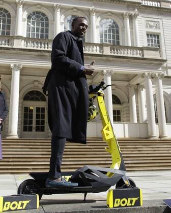 Entertainment Themen der Woche KW11 Entertainment Bilder des Tages Olympic champion Usain Bolt helps unveil the new Bolt Mobility personal electric scooter at City Hall in New York City on March 12, 2019.  NYP20190312115 JOHNxANGELILLO