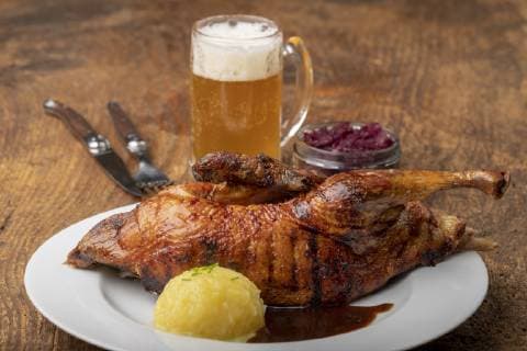Gegrillte Ente auf einem Teller mit Knödel - grilled duck *** Grilled duck on a plate with dumplings grilled duck  1035304955