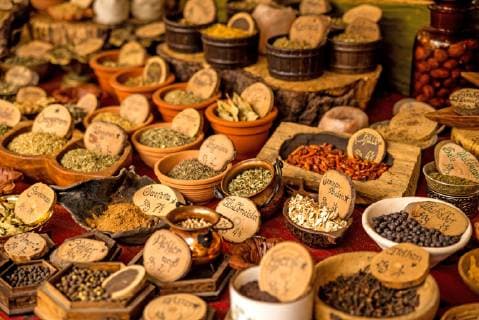 Gewürzstand - spices and herbs at a street market