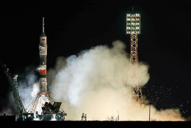 News Themen der Woche KW11 News Bilder des Tages KYZYLORDA REGION, KAZAKHSTAN - MARCH 14, 2019: A Soyuz-FG rocket booster carrying the Soyuz MS-12 spacecraft with Roscosmos cosmonaut Alexei Ovchinin, NASA astronauts Nick Hague and Christina H. Koch of the ISS Expedition 59 60 prime crew aboard lifts off to the International Space Station (ISS) from the Baikonur Cosmodrome. Sergei Savostyanov TASS  TS0A4B44