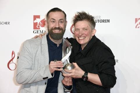Bürger Lars Dietrich und Suli Puschban bei der 11. Verleihung des Deutschen Musikautorenpreises 2019 im Hotel Ritz Carlton. Berlin, 14.03.2019