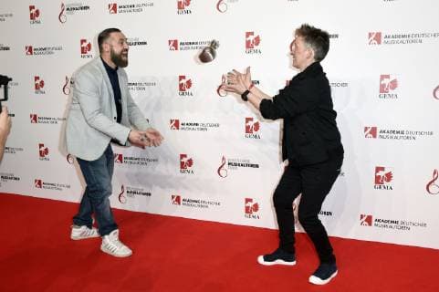 Bürger Lars Dietrich und Suli Puschban bei der 11. Verleihung des Deutschen Musikautorenpreises 2019 im Hotel Ritz Carlton. Berlin, 14.03.2019