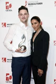 Christian Kalla Crada und Sabrina Setlur bei der 11. Verleihung des Deutschen Musikautorenpreises 2019 im Hotel Ritz Carlton. Berlin, 14.03.2019
