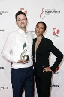Christian Kalla Crada und Sabrina Setlur bei der 11. Verleihung des Deutschen Musikautorenpreises 2019 im Hotel Ritz Carlton. Berlin, 14.03.2019