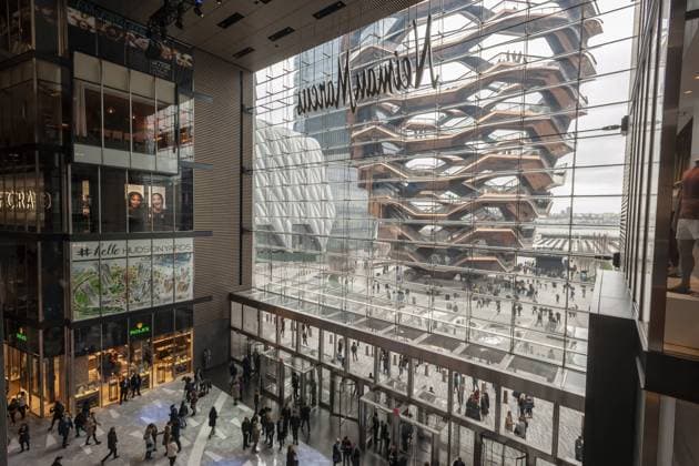 News Bilder des Tages Grand Opening of Hudson Yards shopping mall in New York The Vessel is seen from the lobby of the Hudson Yards mall on the West Side of Manhattan on its grand opening day, Friday, March 15, 2019. Retailers, including the Neiman Marcus department store, opened their shops in the development which was built on a platform over the West Side railroad yards. Office, residential, public space and retail space comprise the first phase in what is arguably the most expensive construction project ever built in the U.S. (  RichardxB.xLevine