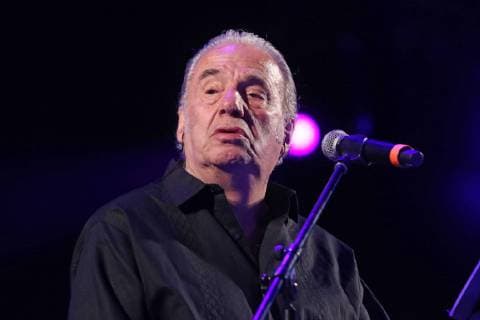 March 16, 2019 - EUM20190316ESP26.JPG .CIUDAD DE MEXICO. FestivalFestival-Vive Latino-Oscar Chavez.- 16 de marzo de 2019. Aspectos del concierto del cantautor Oscar Chavez en el primer dia del Vive Latino, en el Autodromo Hermanos Rodriguez. Foto: Agencia EL UNIVERSALCarlos MejiaEELG Mexico City Mexico Copyright: xElxUniversalx
